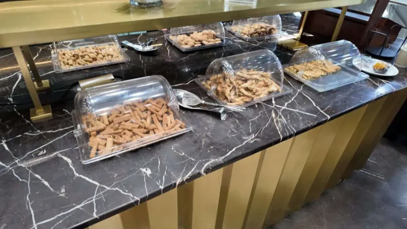 Haramain Lounge snack