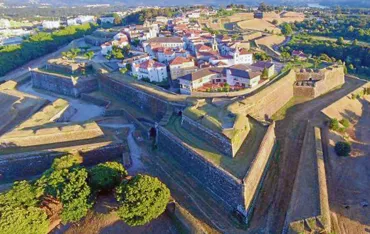 De Vila Nova de Cerveira à Valença