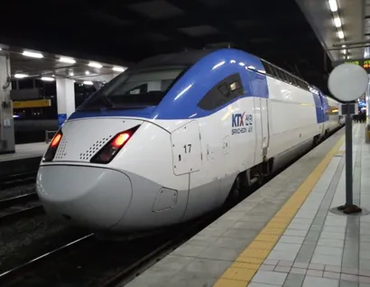 https://railmonsters.com/storage/cms_train_type_page/photos/0/1/143/1143/666c8239dc0cb852159633.jpg
