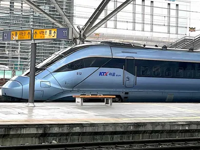 https://railmonsters.com/storage/cms_train_type_page/photos/0/1/202/1202/667457145f268939478494.jpg