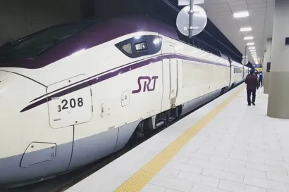 https://railmonsters.com/storage/cms_train_type_page/photos/0/1/311/1311/667d2046c0395318266237.jpg