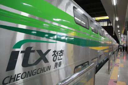 https://railmonsters.com/storage/cms_train_type_page/photos/0/1/344/1344/667d303b21687650721538.jpg