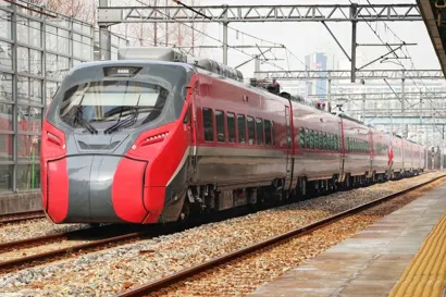 https://railmonsters.com/storage/cms_train_type_page/photos/0/1/363/1363/667d33ebc04bf330402660.jpg