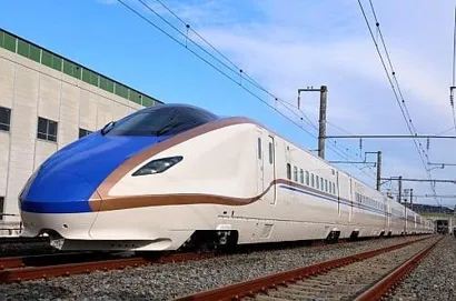 https://railmonsters.com/storage/cms_train_type_page/photos/0/1/463/1463/asama-all_603.jpg