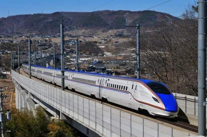 https://railmonsters.com/storage/cms_train_type_page/photos/0/1/464/1464/asama-shinkansen-main_955.jpg