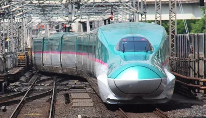 https://railmonsters.com/storage/cms_train_type_page/photos/0/1/515/1515/haya-2_627.jpg