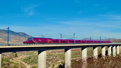 https://railmonsters.com/storage/cms_train_type_page/photos/0/1/605/1605/avlo3_147.png