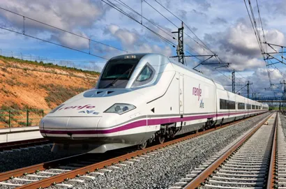 https://railmonsters.com/storage/cms_train_type_page/photos/0/1/980/1980/renfe-train_608.jpg