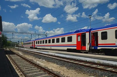 https://railmonsters.com/storage/cms_train_type_page/photos/0/15/667/15667/an4_840.jpg