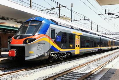 https://railmonsters.com/storage/cms_train_type_page/photos/0/2/130/2130/trenitalia-regionale2_828.jpg