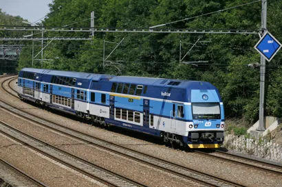 https://railmonsters.com/storage/cms_train_type_page/photos/0/2/317/2317/cesky-drahy1_731.jpg