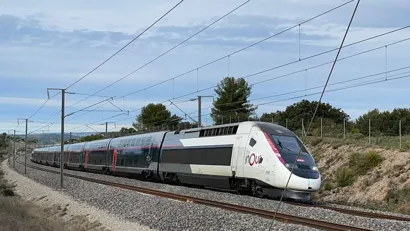 https://railmonsters.com/storage/cms_train_type_page/photos/0/2/97/2097/tgvinoui5_920.jpg