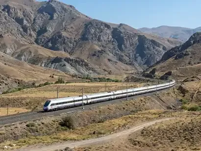 https://railmonsters.com/storage/cms_train_type_page/photos/0/589/229/589229/a377ea79-a1b3-4a7c-ba93-b604b8d857ab.jpg