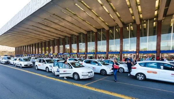 Taxi Services at Roma Termini Station