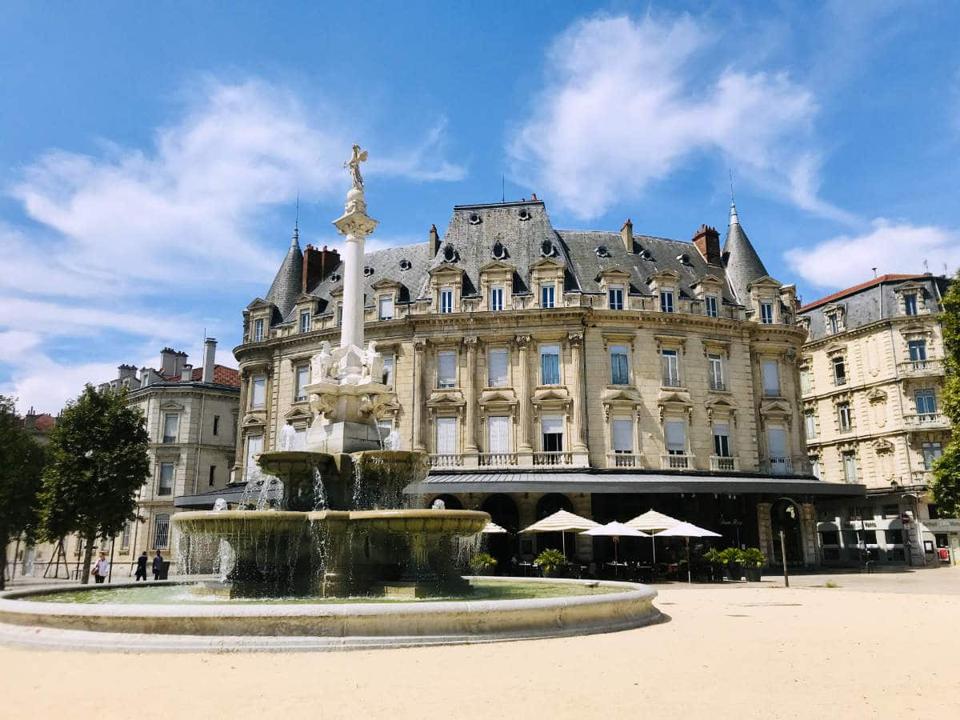 Valence Valence
