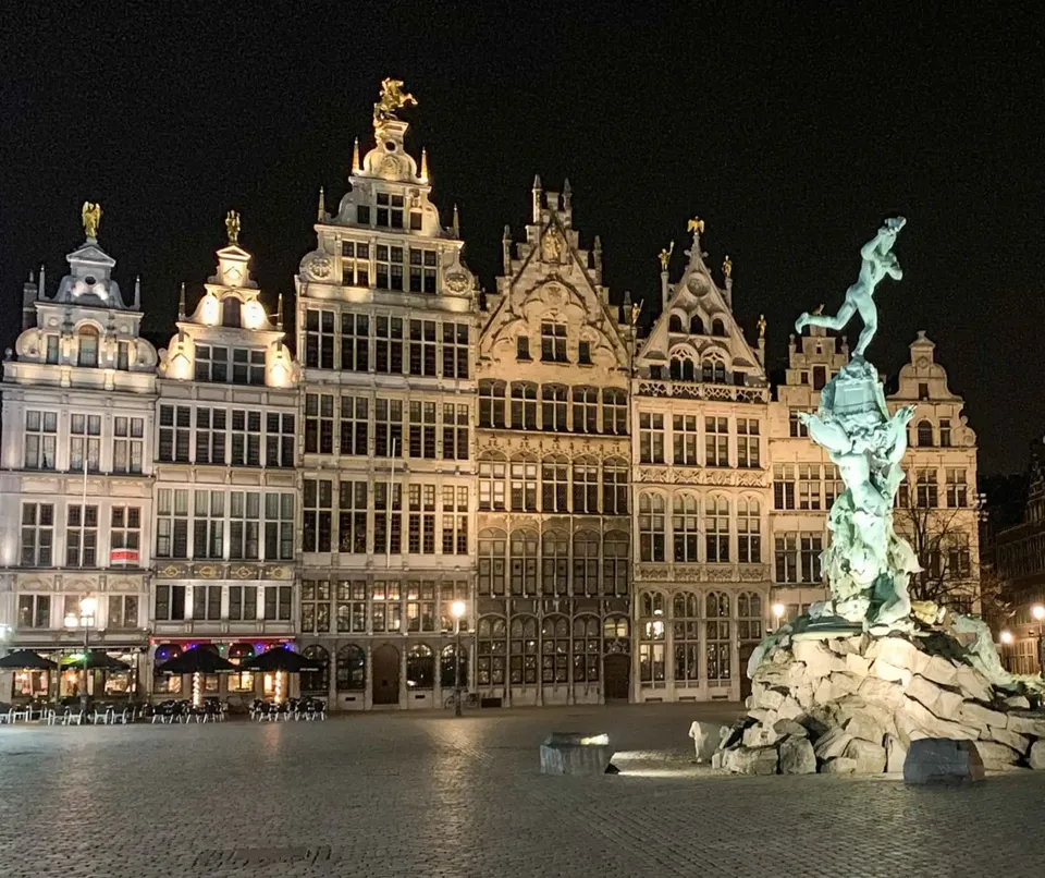 Antwerpia