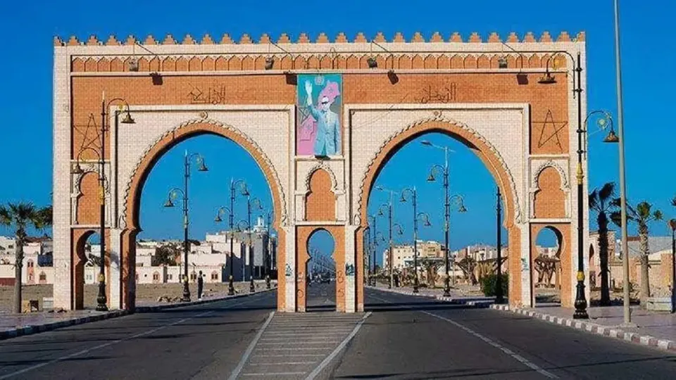 Аль Акба Лхамра