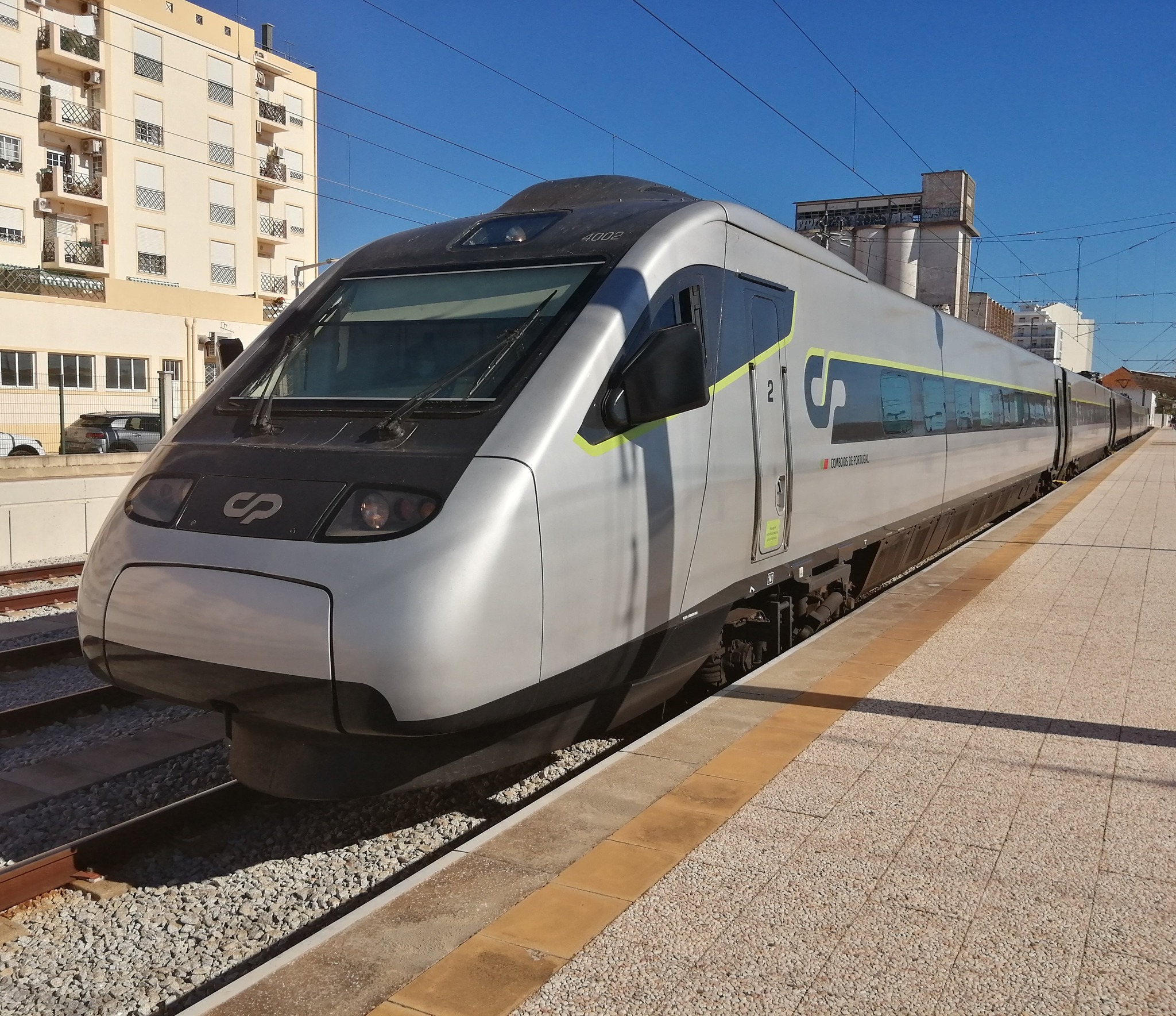 ポルトガル電車通 IMG_6679-2-1024x768.jpg